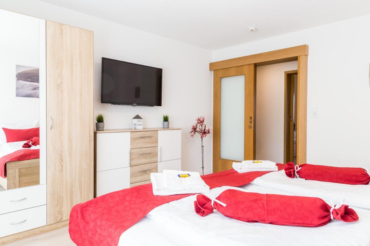 Apartment Eastside Mit 3 Zimmern Fur Bis Zu 5 Personen Mit Balkon Фрідріхсгафен Екстер'єр фото