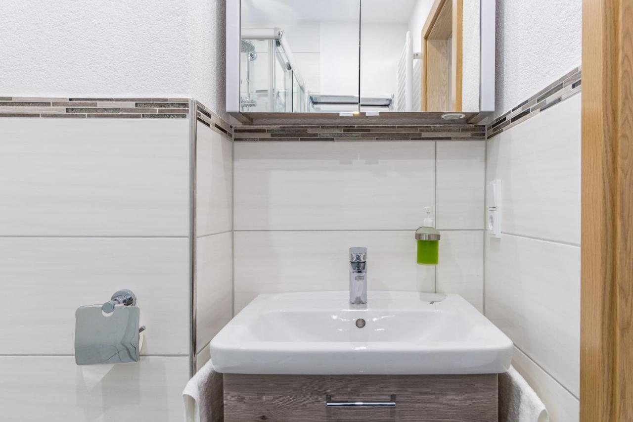 Apartment Eastside Mit 3 Zimmern Fur Bis Zu 5 Personen Mit Balkon Фрідріхсгафен Екстер'єр фото