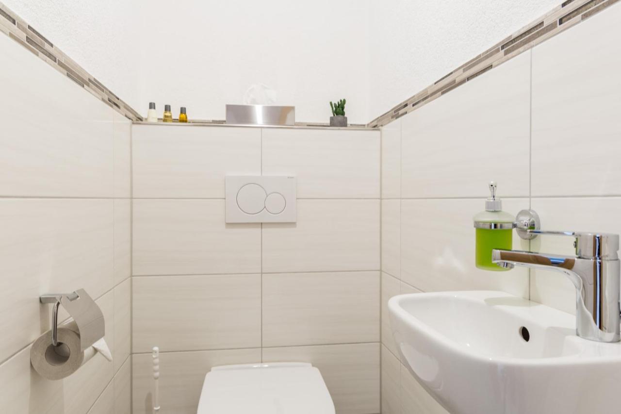 Apartment Eastside Mit 3 Zimmern Fur Bis Zu 5 Personen Mit Balkon Фрідріхсгафен Екстер'єр фото