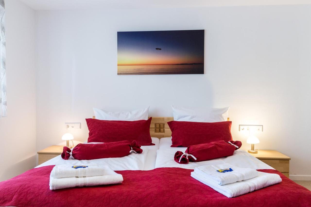 Apartment Eastside Mit 3 Zimmern Fur Bis Zu 5 Personen Mit Balkon Фрідріхсгафен Екстер'єр фото