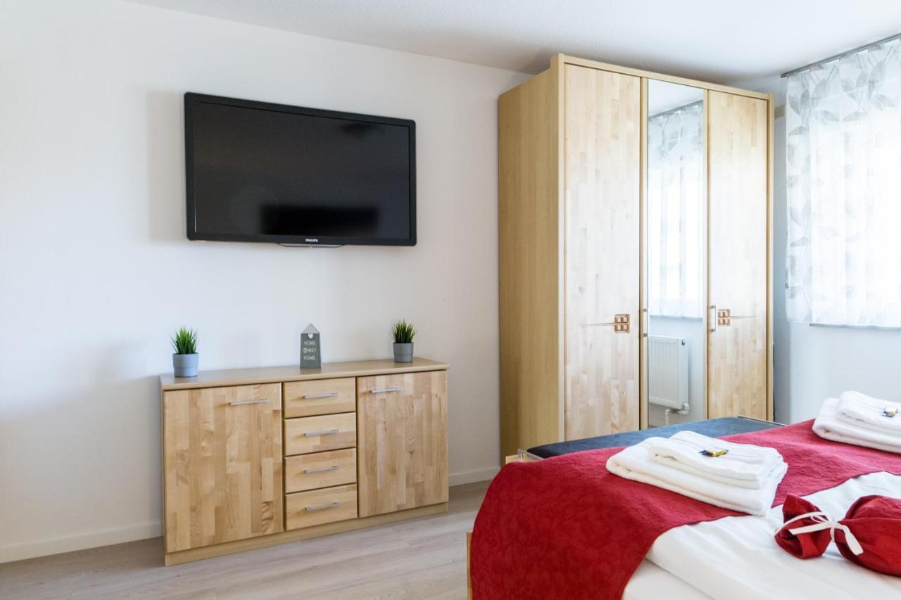 Apartment Eastside Mit 3 Zimmern Fur Bis Zu 5 Personen Mit Balkon Фрідріхсгафен Екстер'єр фото